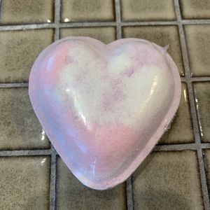 3 for $15! NEW NWT Heart Shaped ❤️ soap
